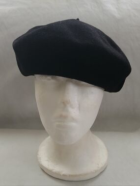 Vintage Basque Authentique Impermeable Black Wool Beret Hat Womens France Mens